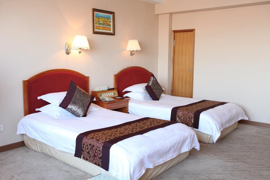 Tianhong Hotel Heze Room photo
