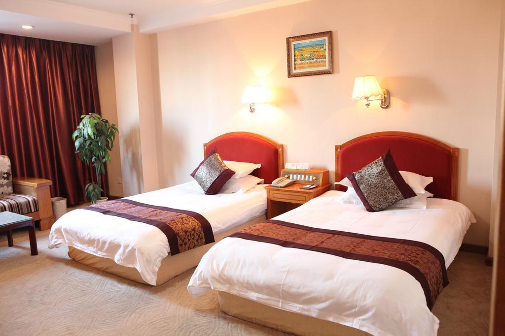 Tianhong Hotel Heze Room photo