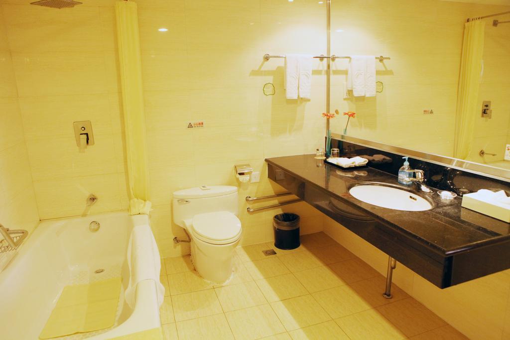 Tianhong Hotel Heze Room photo