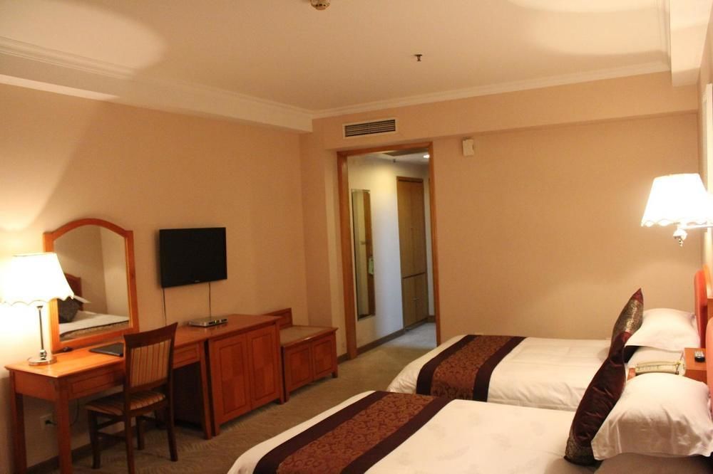 Tianhong Hotel Heze Exterior photo